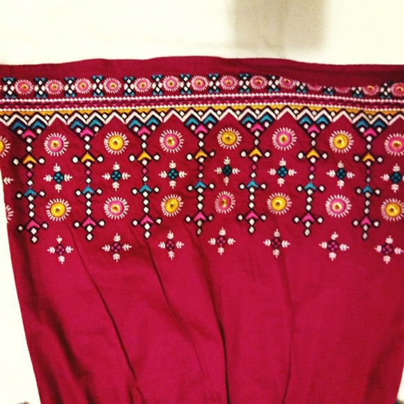 Dress - Picture 7 of 7